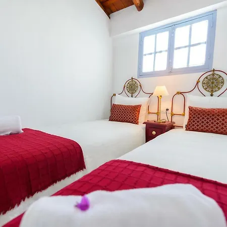 Casa De La Tita Vitoria Casa rural La Puebla de los Infantes